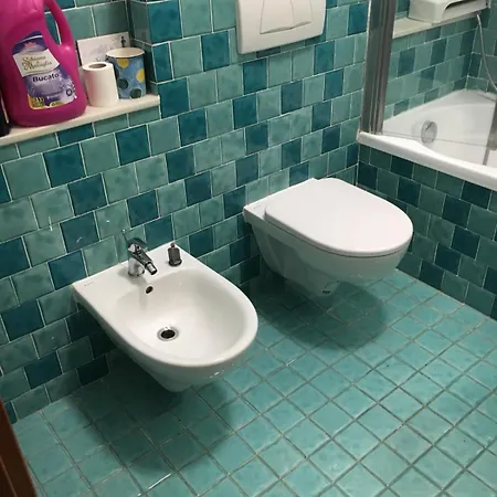 Casa Vacanze Gialloblubis Imperia
